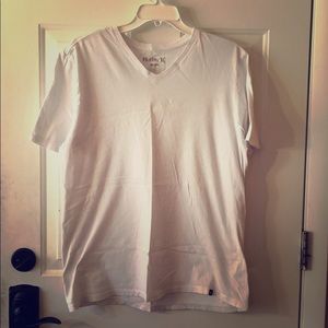 Men’s large Hurley v-neck t-shirt